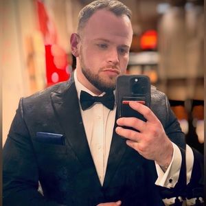 Meet your Posher, Robert